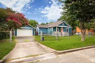 817 Gale St, Houston, TX 77009 - Photo 2