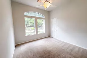 5704 Shady Hollow Ct, Rosharon, TX 77583 - Photo 10