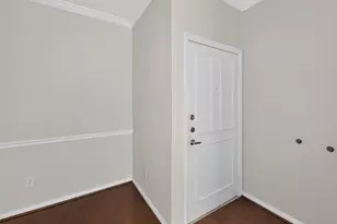 2111 Welch, Houston, TX 77019 - Photo 4