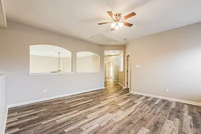6726 Hunters Trace Lane, Baytown, TX 77521 - Photo 16