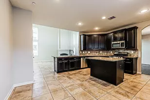 6726 Hunters Trace Ln, Baytown, TX 77521 - Photo 6