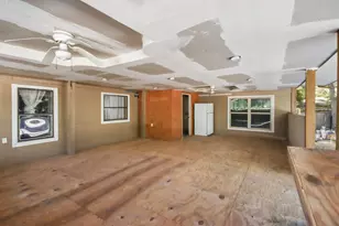 17317 E Greenleaf Ln, Conroe, TX 77306 - Photo 20