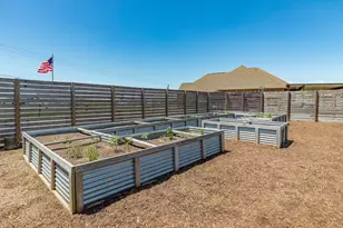 808 Quarter Horse Trail, Angleton, TX 77515 - Photo 50