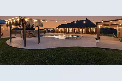 808 Quarter Horse Trail, Angleton, TX 77515 - Photo 34