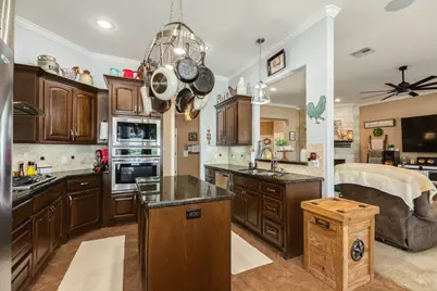 808 Quarter Horse Trail, Angleton, TX 77515 - Photo 20