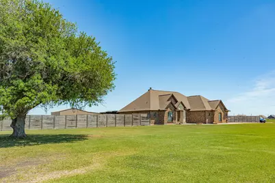 808 Quarter Horse Trail, Angleton, TX 77515 - Photo 12