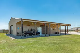 808 Quarter Horse Trail, Angleton, TX 77515 - Photo 42
