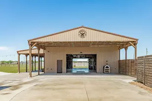 808 Quarter Horse Trail, Angleton, TX 77515 - Photo 44