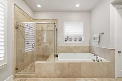 1810 Upland Lakes, Houston, TX 77043 - Photo 22