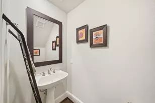 1810 Upland Lakes, Houston, TX 77043 - Photo 10