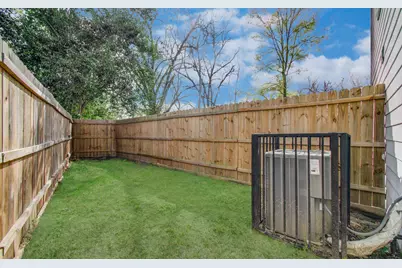 4616 Shreveport Boulevard #B, Houston, TX 77028 - Photo 20