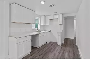 3312 Sealy St, Galveston, TX 77550 - Photo 14