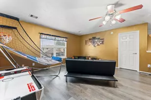 21127 Gatepoint Dr, Houston, TX 77073 - Photo 22
