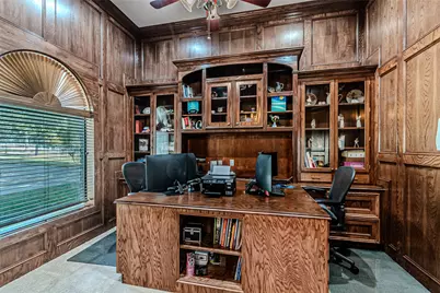 15569 Crown Oaks Drive, Montgomery, TX 77316 - Photo 8