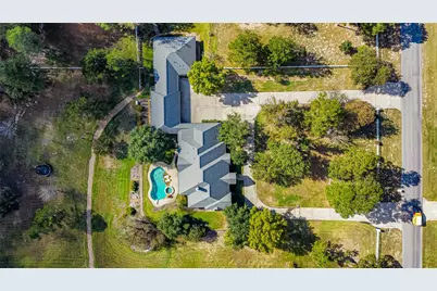 15569 Crown Oaks Drive, Montgomery, TX 77316 - Photo 4