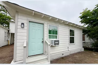 7427 Avenue I #D, Houston, TX 77011 - Photo 2