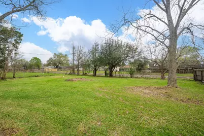 1318 Meadow Lark Street, Deer Park, TX 77536 - Photo 24