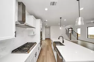 405 Forest Reserve Pl, Houston, TX 77079 - Photo 12