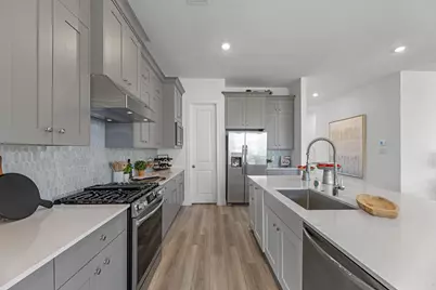 4914 Dickens Landing Drive, League City, TX 77573 - Photo 16