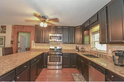 116 Texas Avenue, League City, TX 77573 - Photo 12