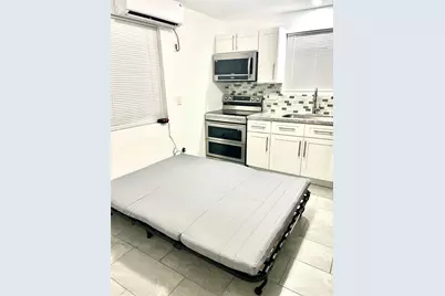 8006 Avenue B Street #D, Houston, TX 77012 - Photo 6