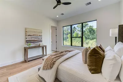 6133 Pacific Forest Drive, Houston, TX 77091 - Photo 14