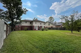 8907 Emerald Heights Ln, Houston, TX 77083 - Photo 24