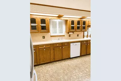 148 Hickory Drive, Richwood, TX 77531 - Photo 8