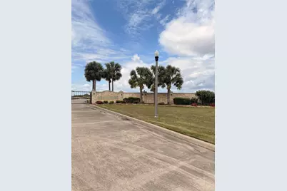 3221 Bay Ridge Drive, Palacios, TX 77465 - Photo 4