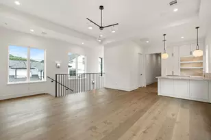 827 Rocky River Rd, Houston, TX 77056 - Photo 40