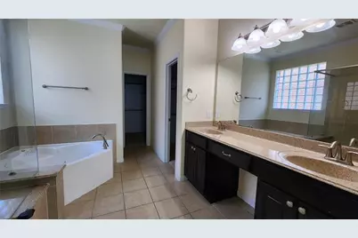 2318 Nashmor Drive, Sugar Land, TX 77479 - Photo 20