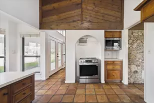 1203 Half Moon Dr, Wharton, TX 77488 - Photo 12