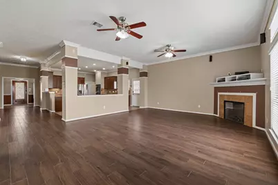 28027 Trade Wind Court, Rosharon, TX 77583 - Photo 4