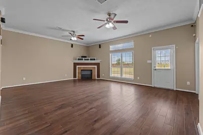 28027 Trade Wind Court, Rosharon, TX 77583 - Photo 2