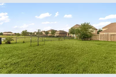 1818 Luminous Waters Lane, Rosharon, TX 77583 - Photo 42