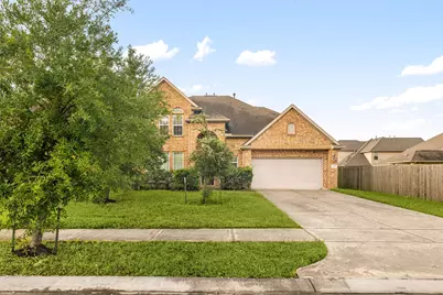 1818 Luminous Waters Lane, Rosharon, TX 77583 - Photo 2