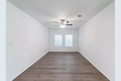 13405 Dalvay Beach Drive, Texas City, TX 77568 - Photo 6