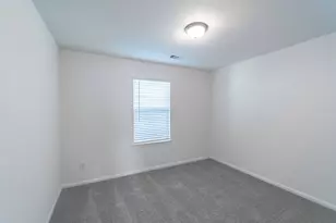 13405 Dalvay Beach Dr, Texas City, TX 77568 - Photo 16