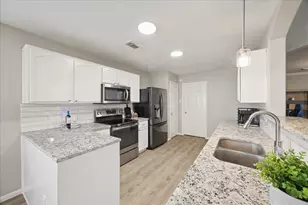 3206 Deer Trail Dr, Alvin, TX 77511 - Photo 8