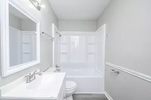6024 Collingsworth St, Houston, TX 77026 - Photo 16
