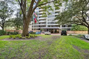 15 Greenway Plz, Houston, TX 77046 - Photo 24