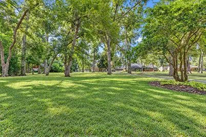 524 Oak Drive, Lake Jackson, TX 77566 - Photo 14