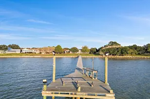 4521 W Bayshore Rd, Anahuac, TX 77514 - Photo 30