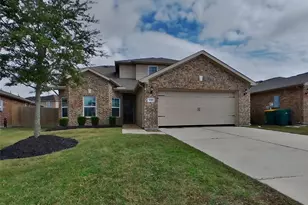536 Red Dusk Paint Dr, La Marque, TX 77568 - Photo 1