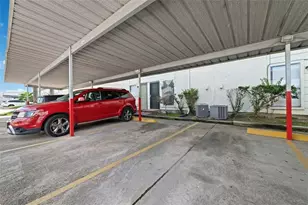 8754 Village Of Fondren Dr, Houston, TX 77071 - Photo 4