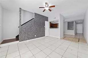 8754 Village Of Fondren Dr, Houston, TX 77071 - Photo 10