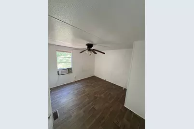 1106 Greenbelt Dr Drive, Cleveland, TX 77328 - Photo 16