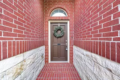 31 Hearthwick Road, Tomball, TX 77375 - Photo 2
