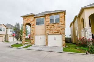 7920 Ashford Terrace Dr, Houston, TX 77072 - Photo 2
