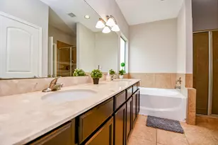 7920 Ashford Terrace Dr, Houston, TX 77072 - Photo 22
